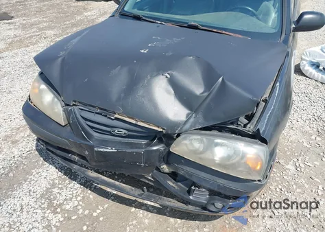 2004 Hyundai Elantra Gt из США, поврежденный, VIN KMHDN56D44U102826